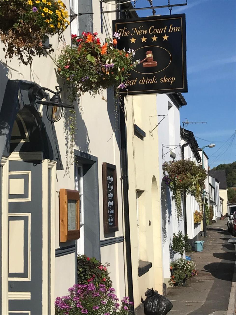 The New Court Inn Usk Exterior photo